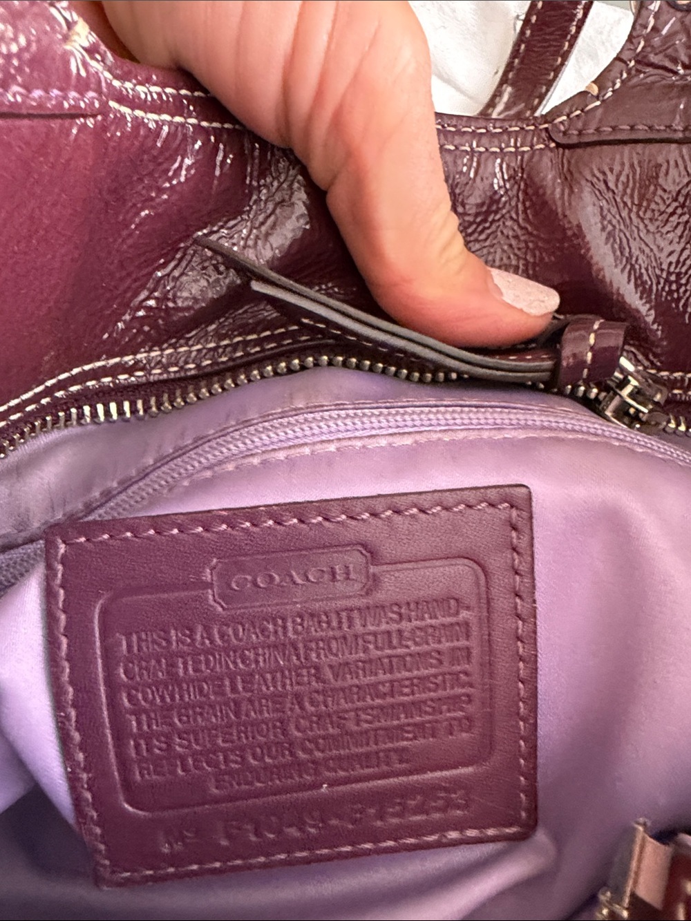 Coach Leather Shoulder Tote in Wine/Burgundy - Picture 3 of 4